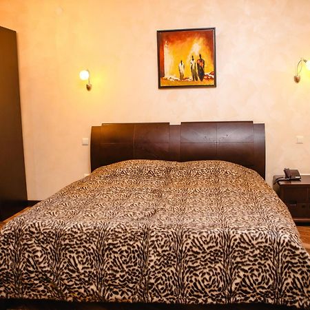Totem Hotel Simkent Kültér fotó
