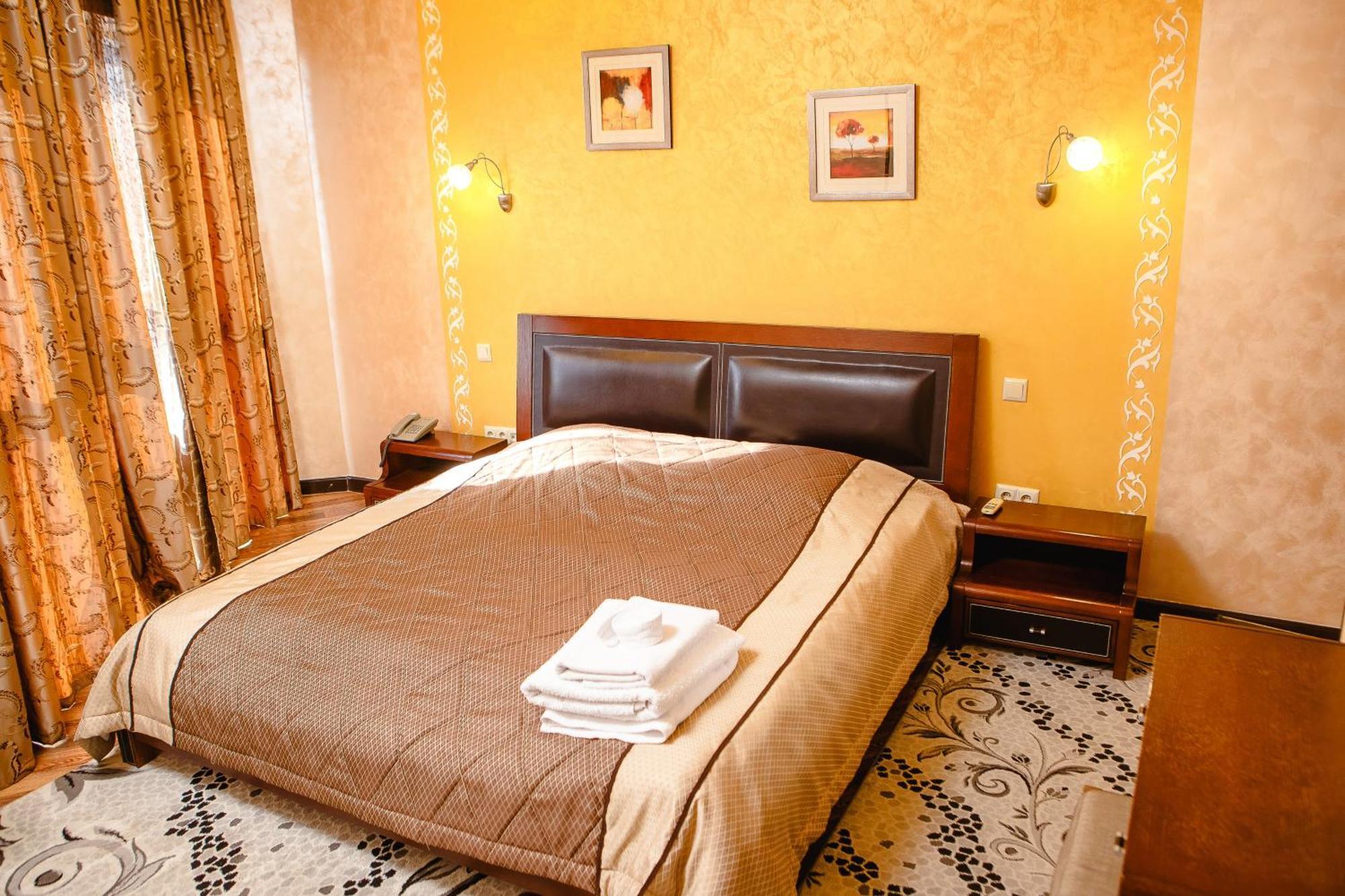 Totem Hotel Simkent Kültér fotó