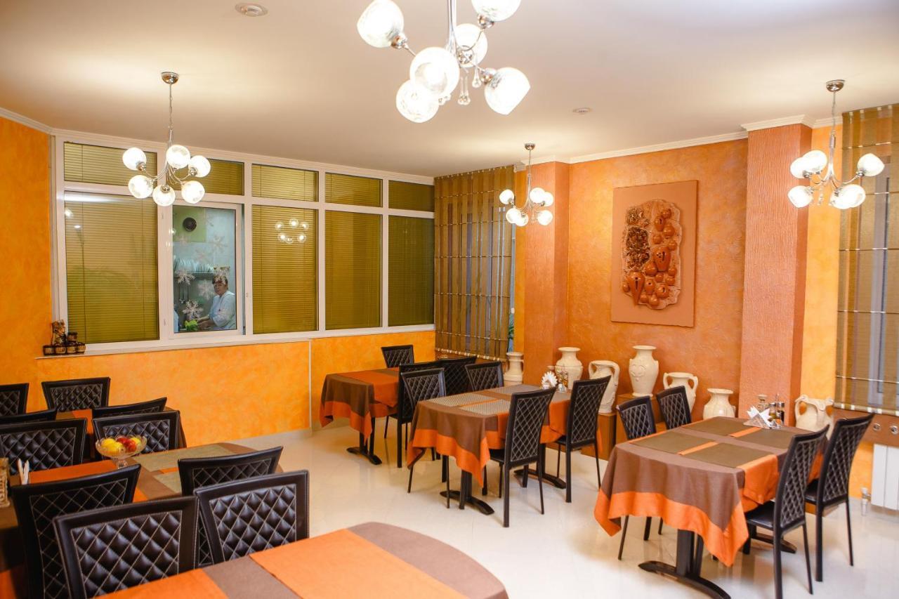 Totem Hotel Simkent Kültér fotó